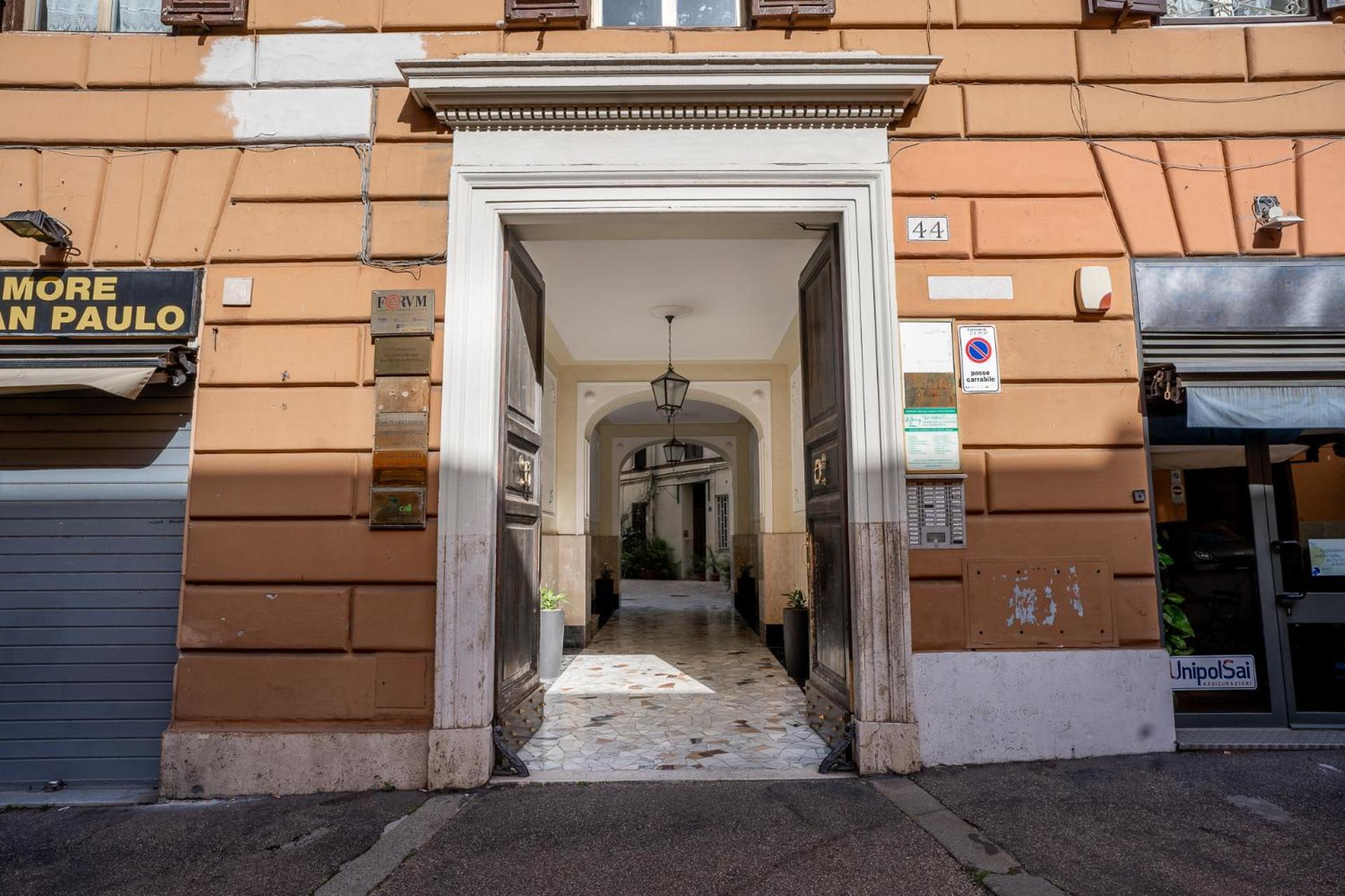 Domus Alba Mantua Apartment Рим Екстериор снимка